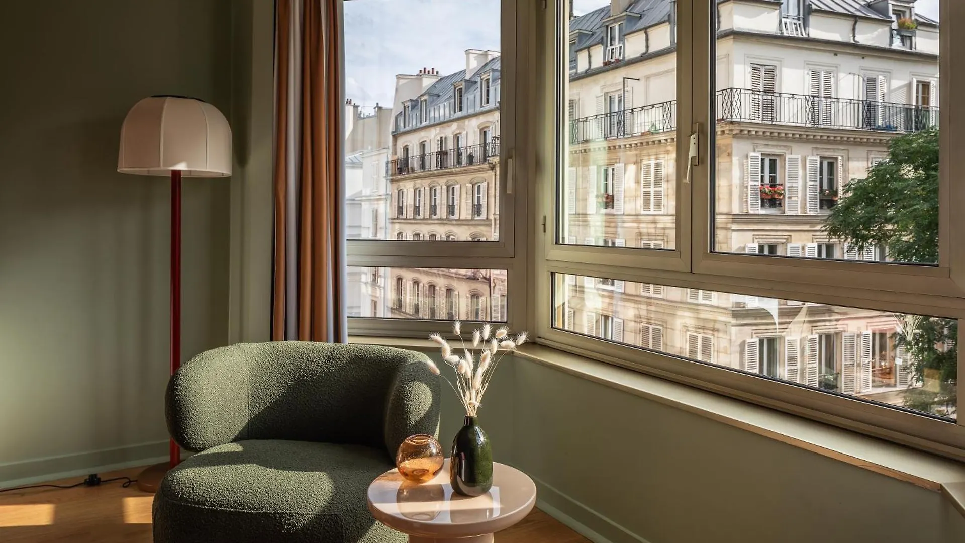 Royal Garden Champs-elysees 4* Paris