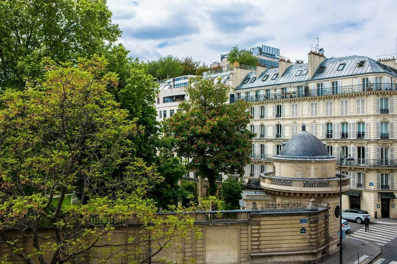 Royal Garden Champs-elysees Hotel Paris
