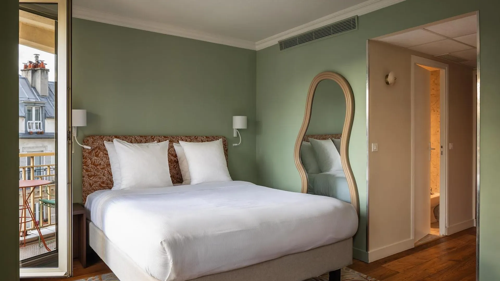 Royal Garden Champs-elysees Hotel Paris